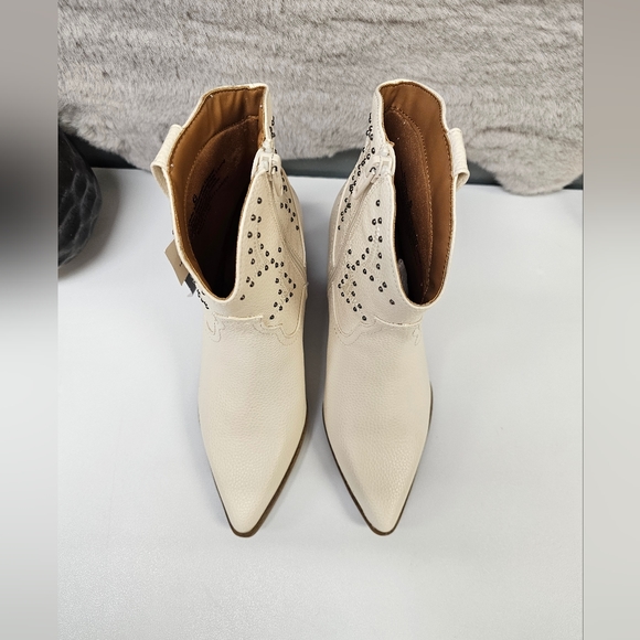 Women's Twyla Western Boots - Picture 4 of 8